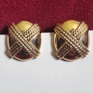 Vintage 1980's Gold Tone Criss Cross Clip Earrings